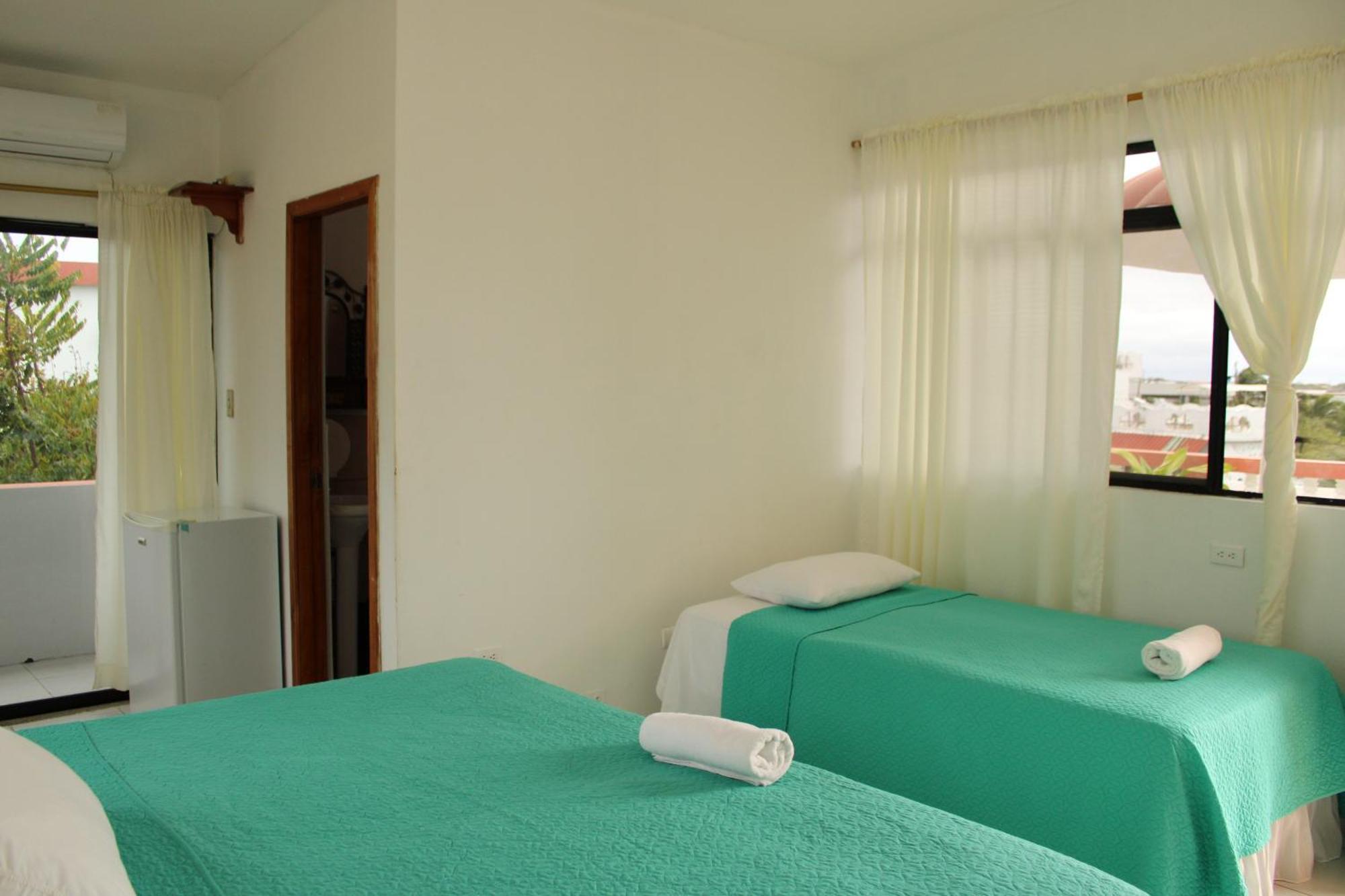 Hotel Casa de Nelly Puerto Baquerizo Moreno Esterno foto