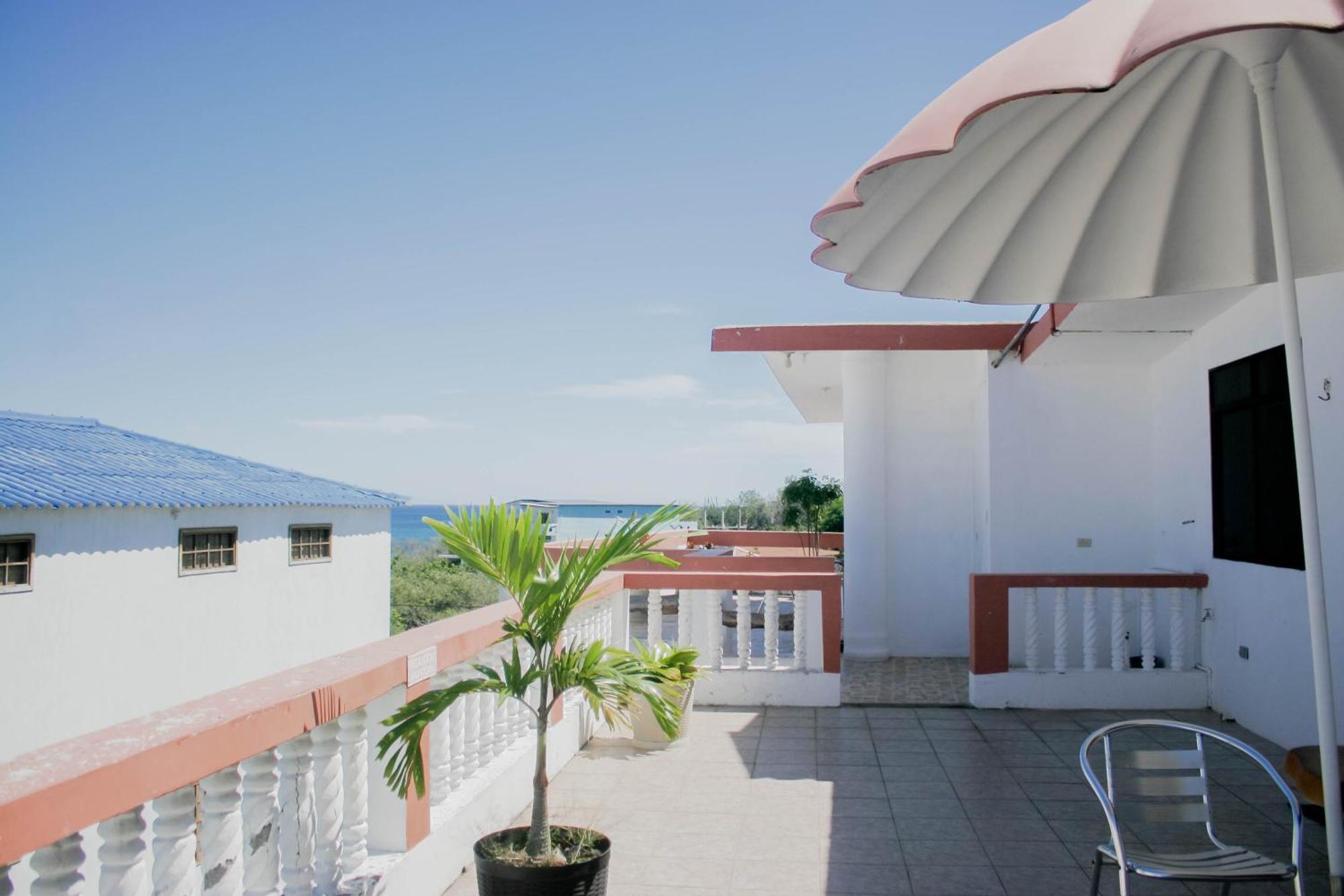 Hotel Casa de Nelly Puerto Baquerizo Moreno Esterno foto
