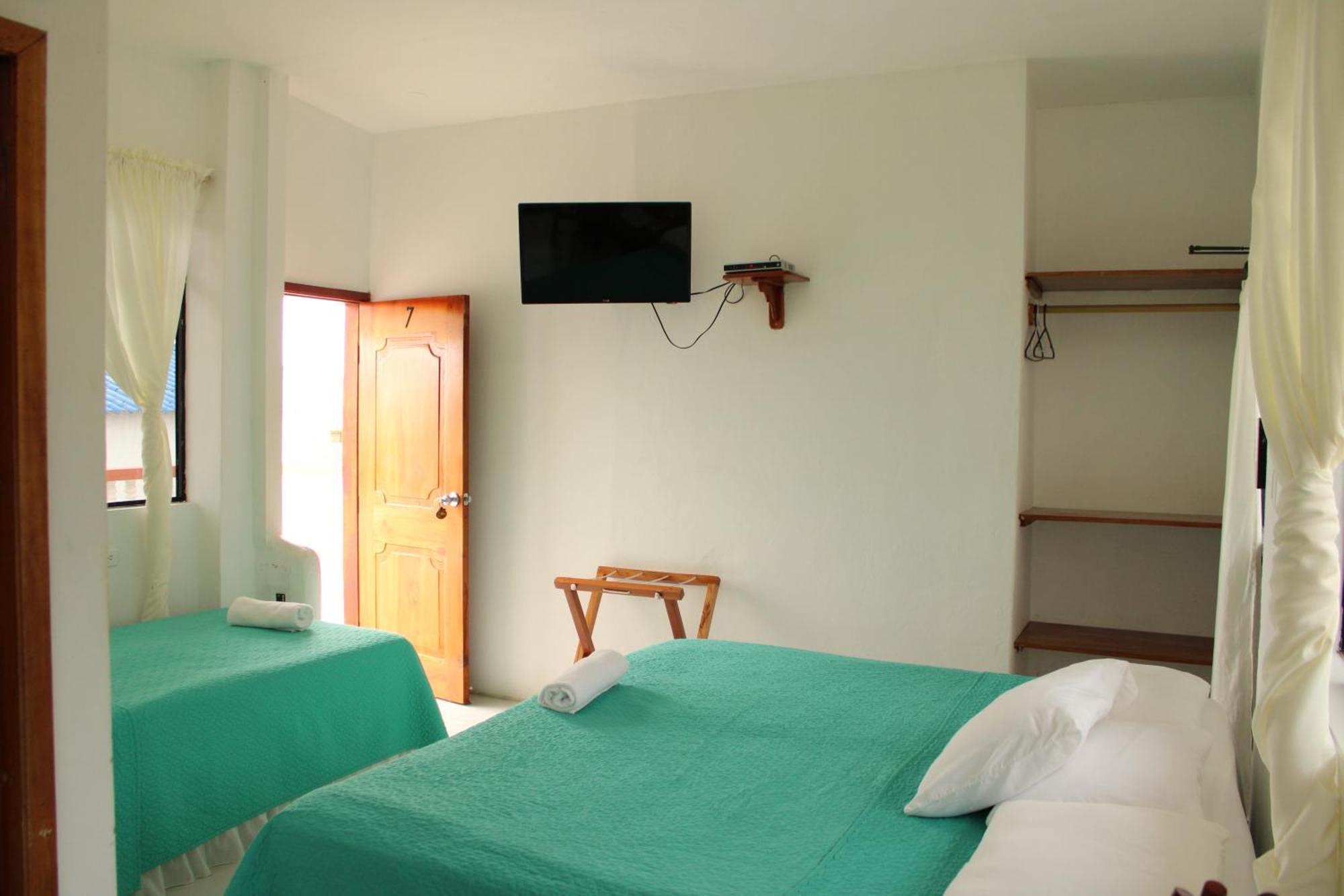Hotel Casa de Nelly Puerto Baquerizo Moreno Esterno foto